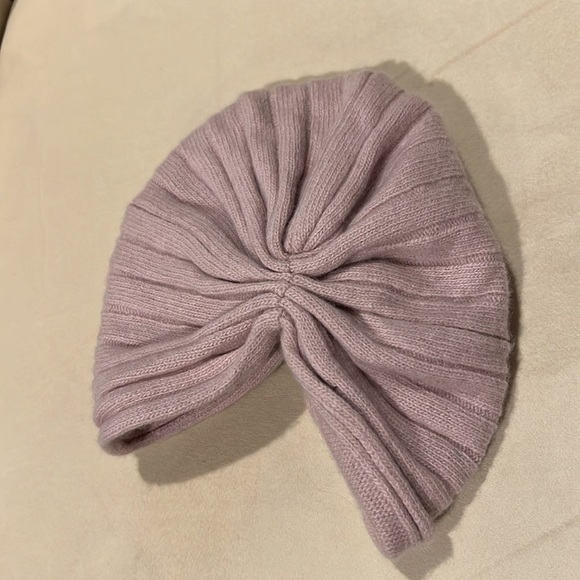 SOLD Miu Miu Cable Knit Wool/Cashmere Turban Style Hat One Size - Picture 4 of 10